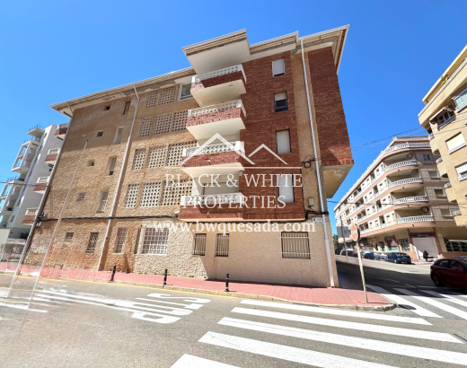 Apartment - Resale - Torrevieja - La Mata
