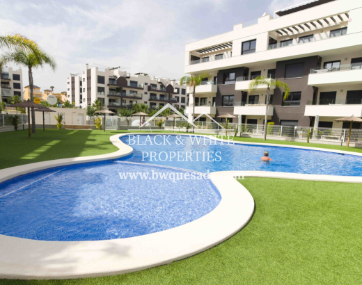 Niski poziom - Resale - Orihuela Costa - Villamartín