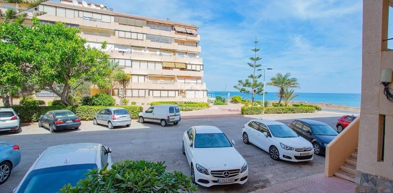 Resale - Apartament - Torrevieja - Cabo cervera