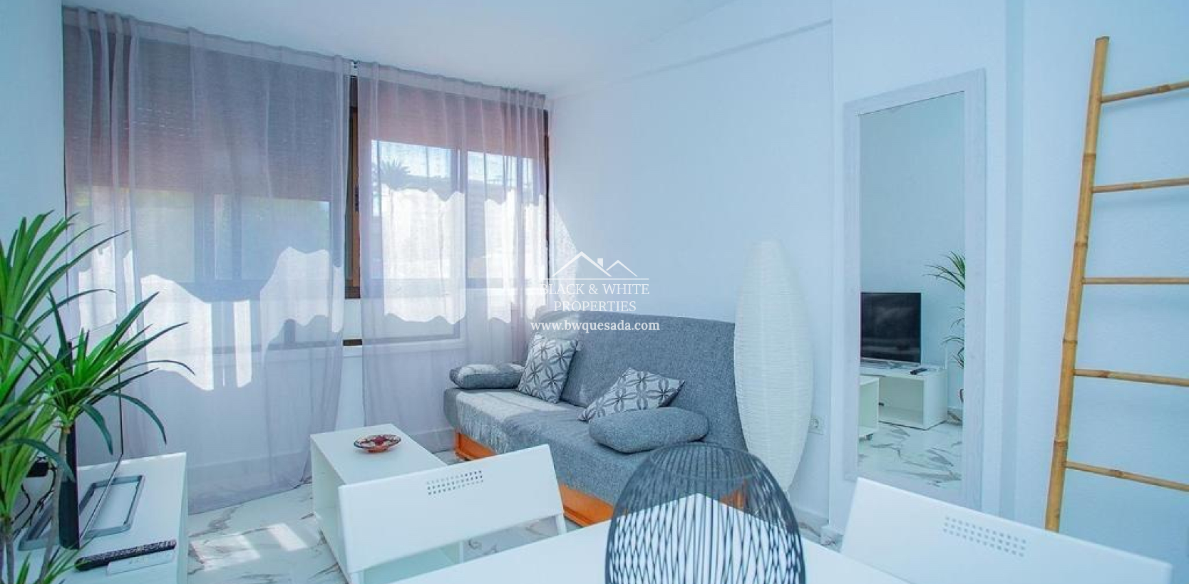 Resale - Apartament - Torrevieja - Cabo cervera