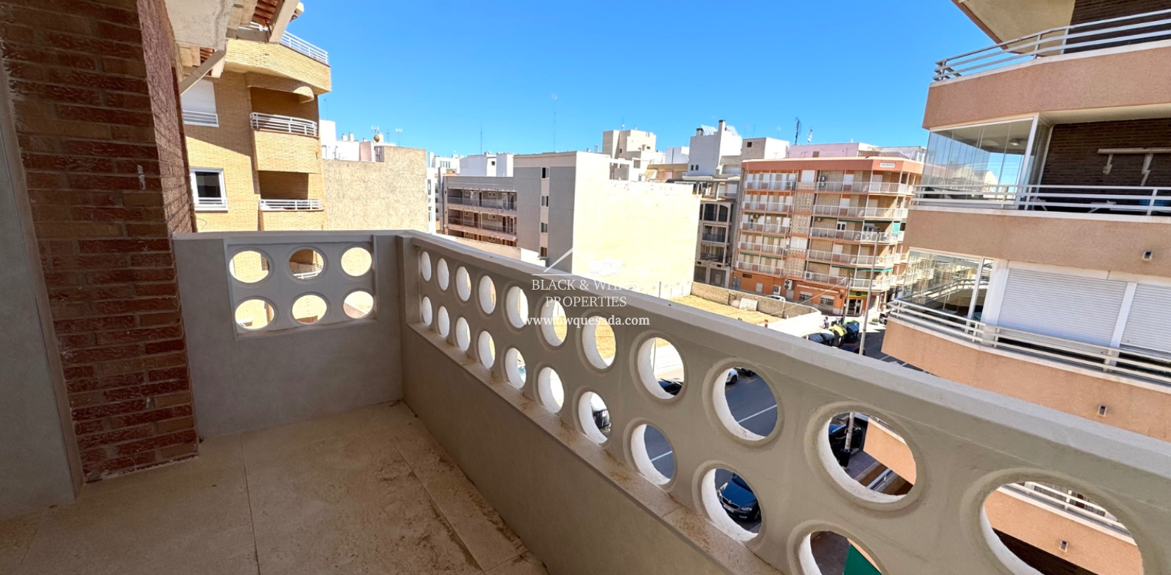 Resale - Apartament - Torrevieja - La Mata