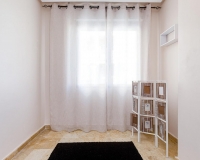 Resale - Apartament - Torrevieja - Playa de los Locos