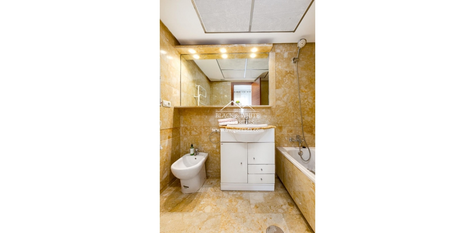 Resale - Apartament - Torrevieja - Playa de los Locos