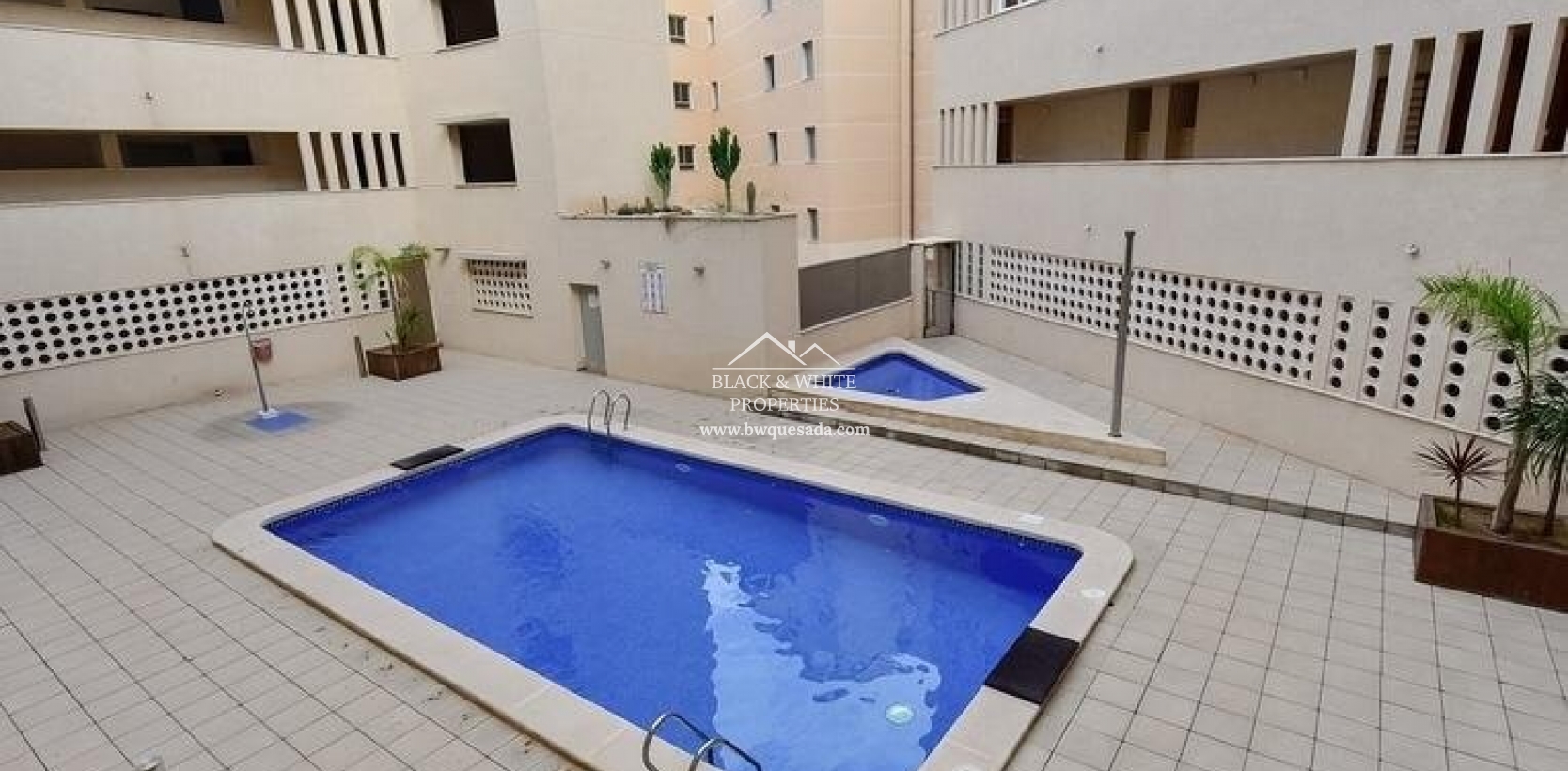 Resale - Apartament - Torrevieja - Playa de los Locos