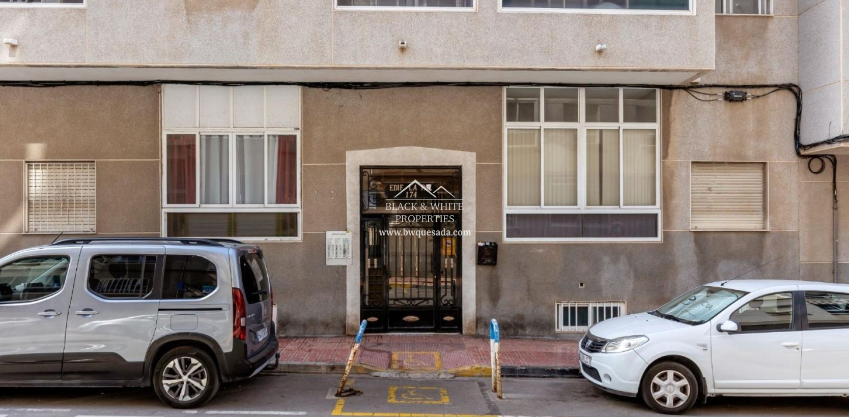 Resale - Apartament - Torrevieja