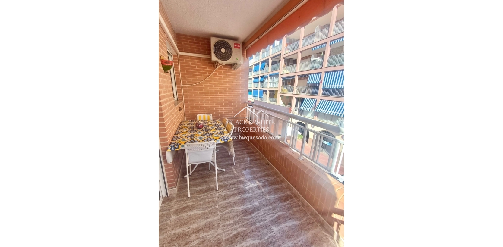 Resale - Apartment - Guardamar del Segura