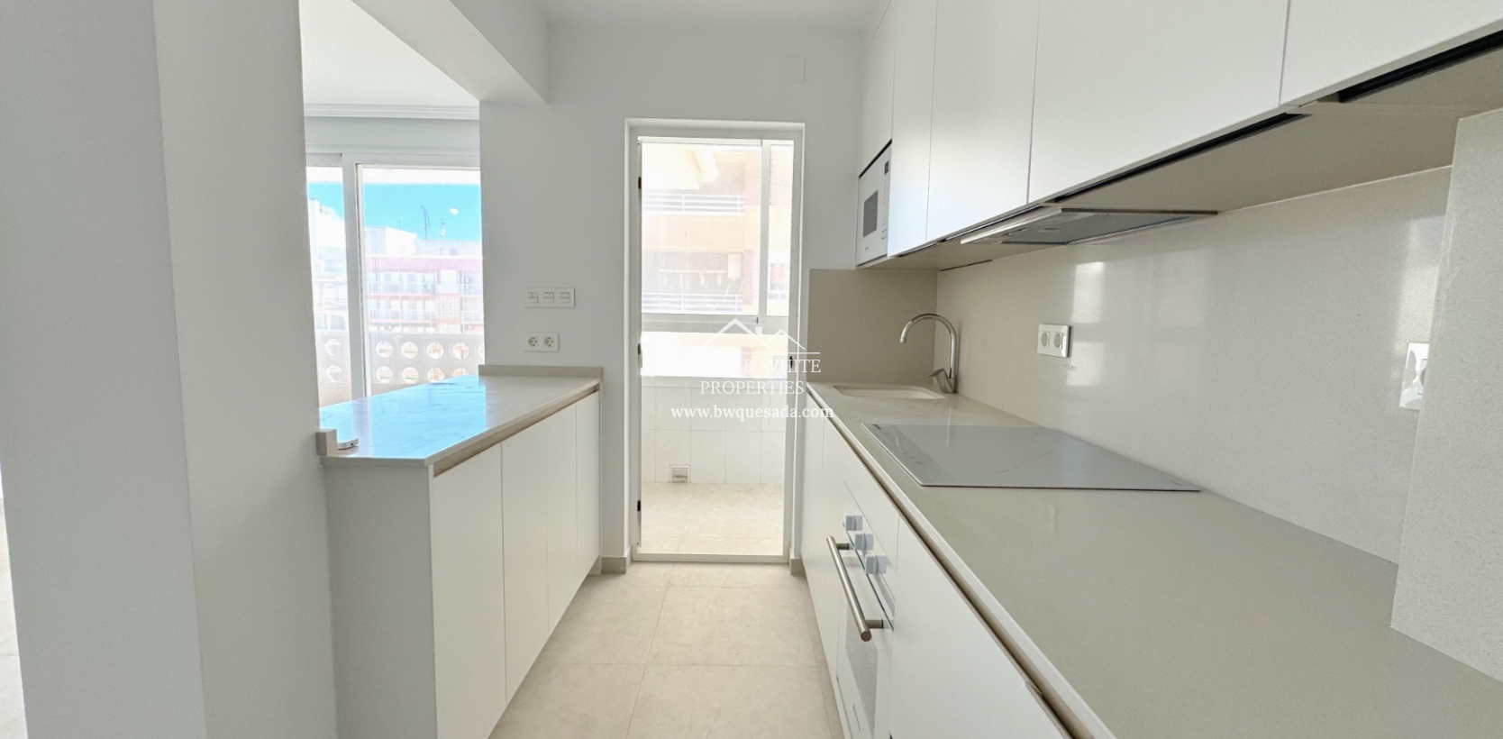 Resale - Apartment - Torrevieja - La Mata