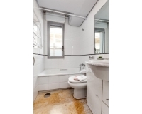 Resale - Apartment - Torrevieja - Playa de los Locos