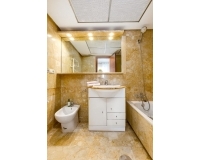 Resale - Apartment - Torrevieja - Playa de los Locos