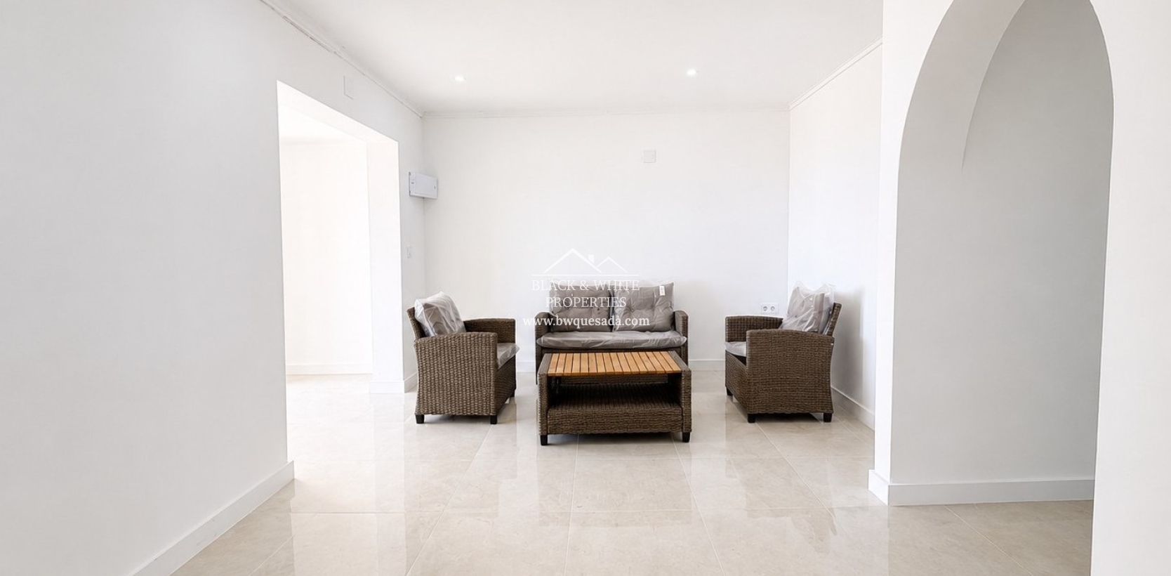 Resale - Bungalow - Torrevieja - La Siesta - El Salado -  Torreta