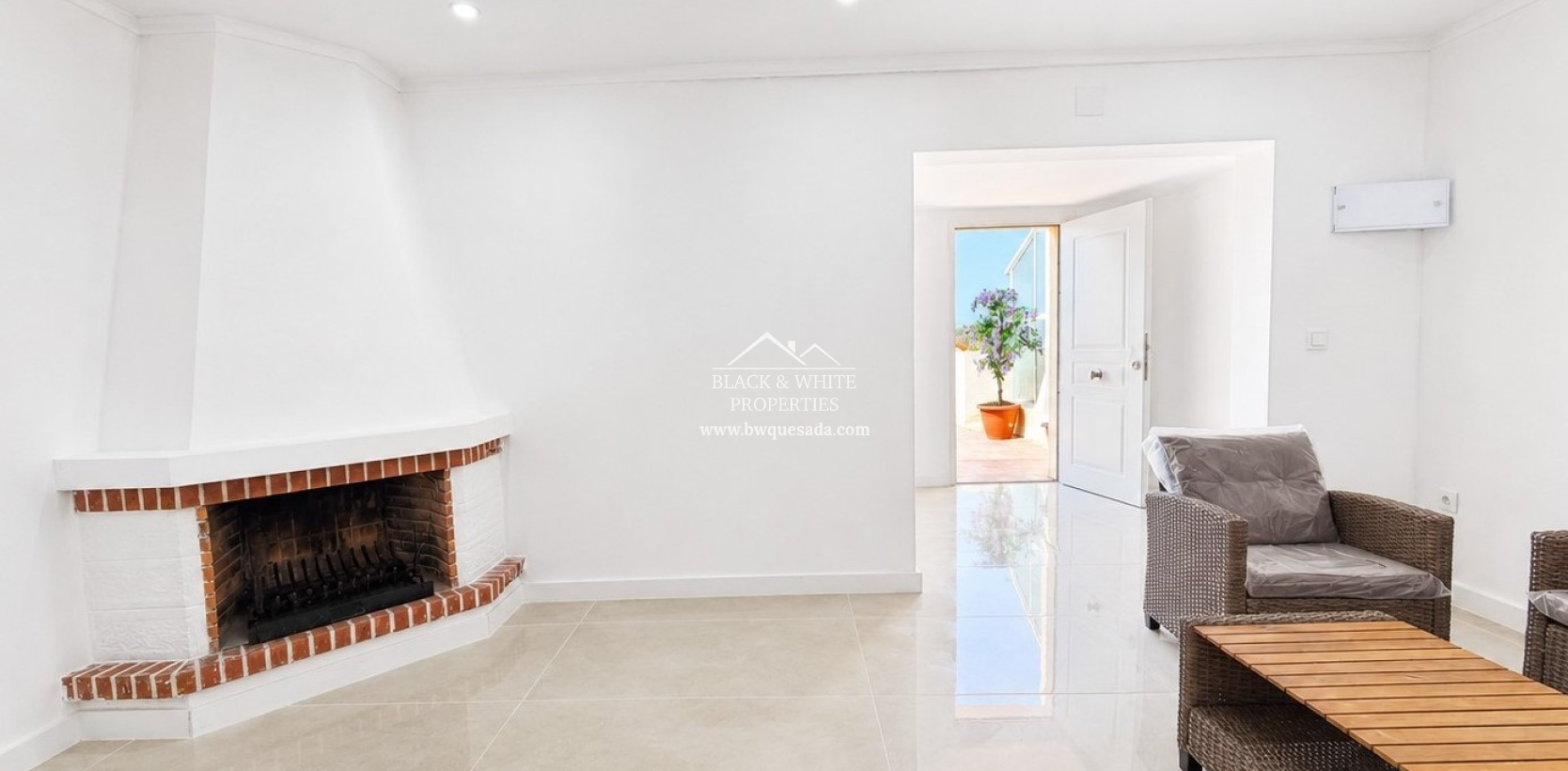 Resale - Bungalow - Torrevieja - La Siesta - El Salado -  Torreta