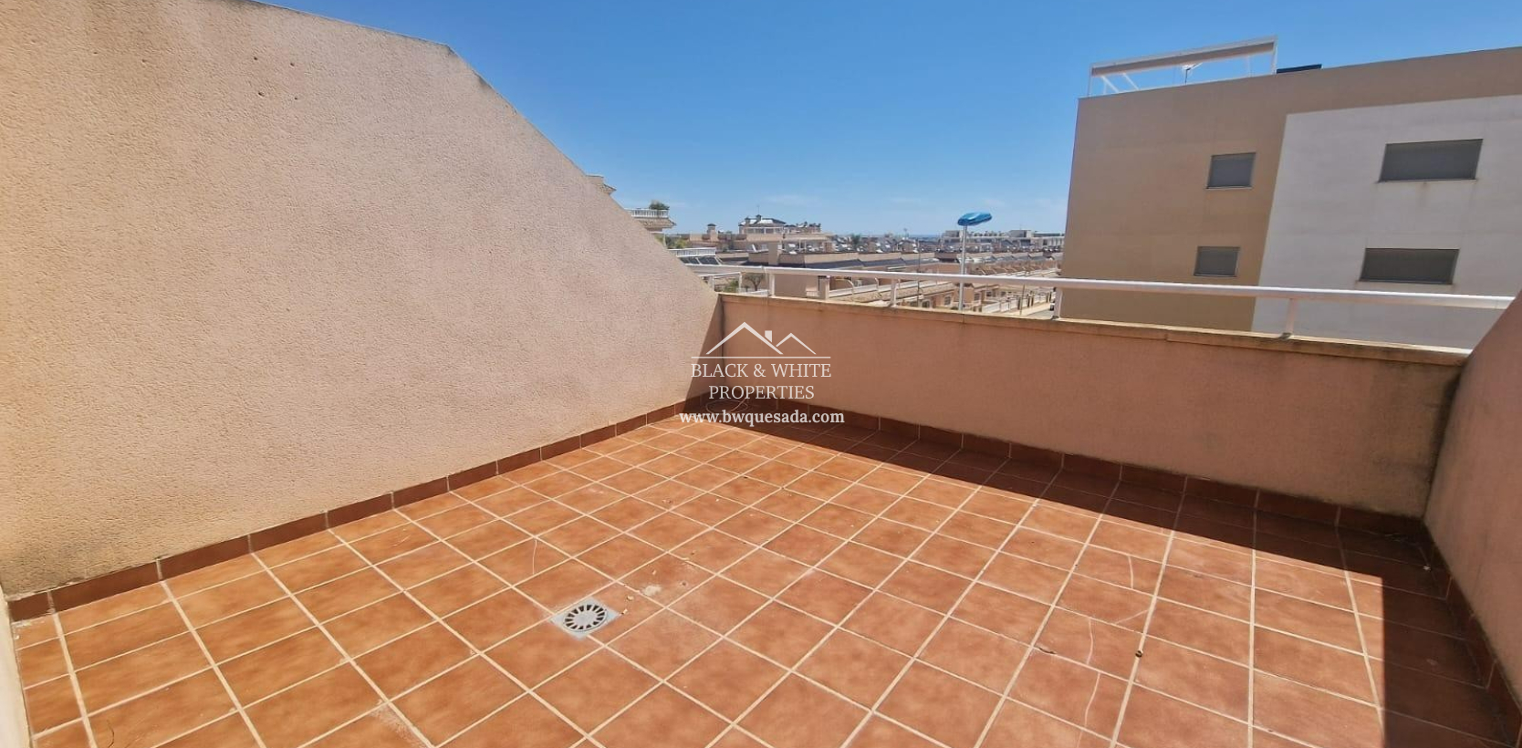 Resale - Chalet - Orihuela Costa - Villamartín