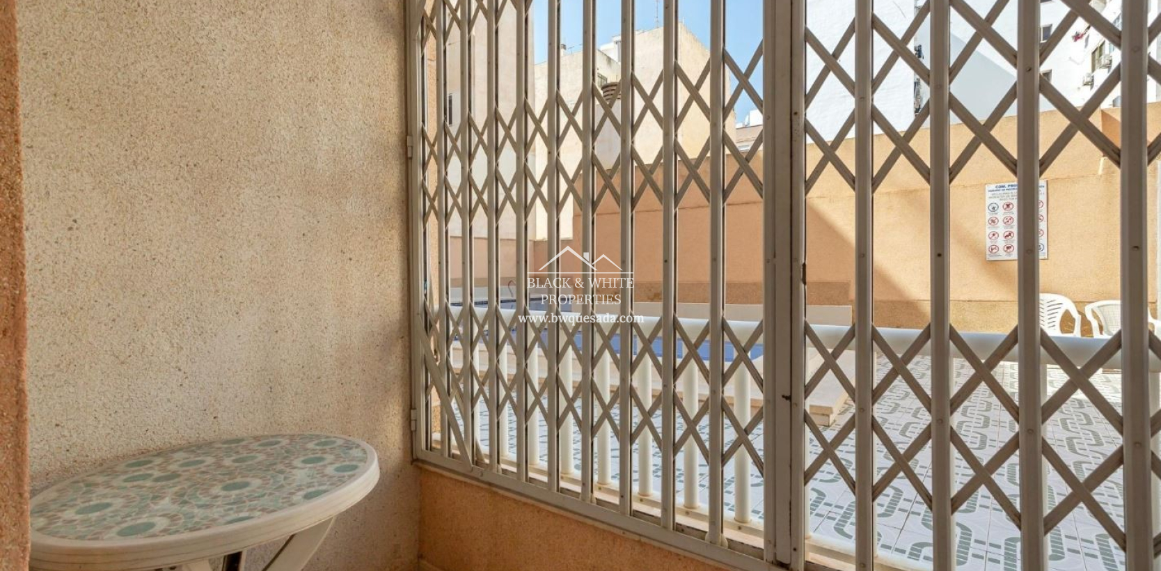 Resale - Ground Floor - Torrevieja - Acequion