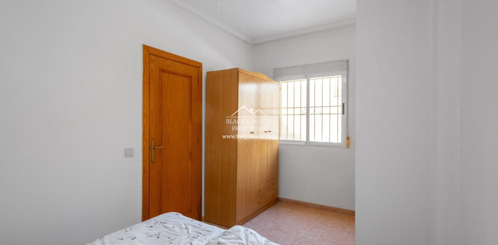 Resale - Ground Floor - Torrevieja - Acequion