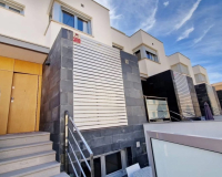 Resale - House - Guardamar del Segura