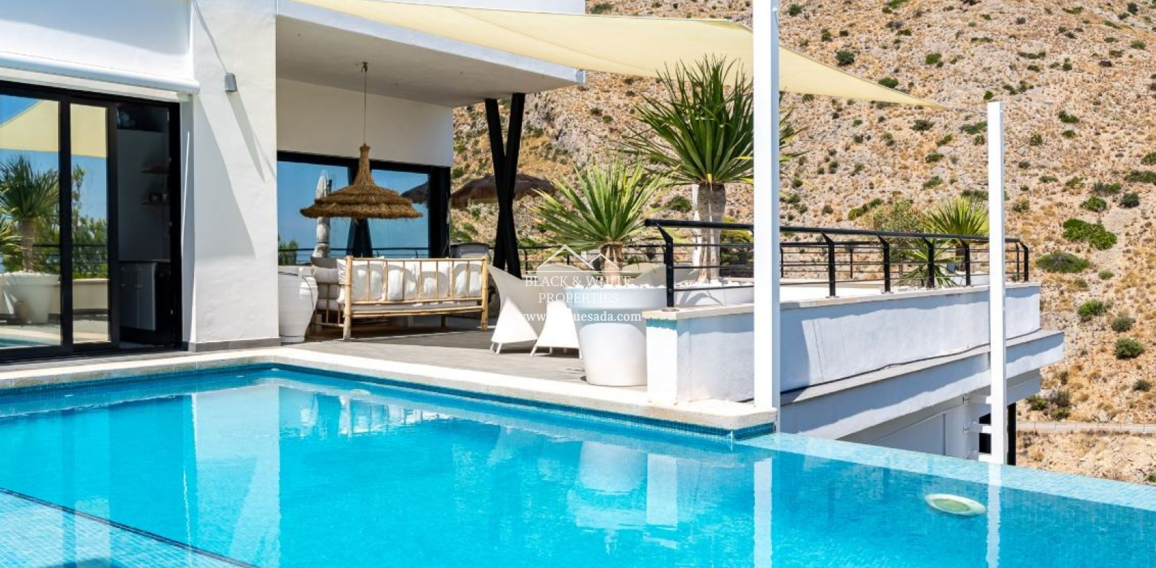 Resale - Miasto - Altea