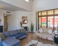 Resale - Miasto - Lo Crispin