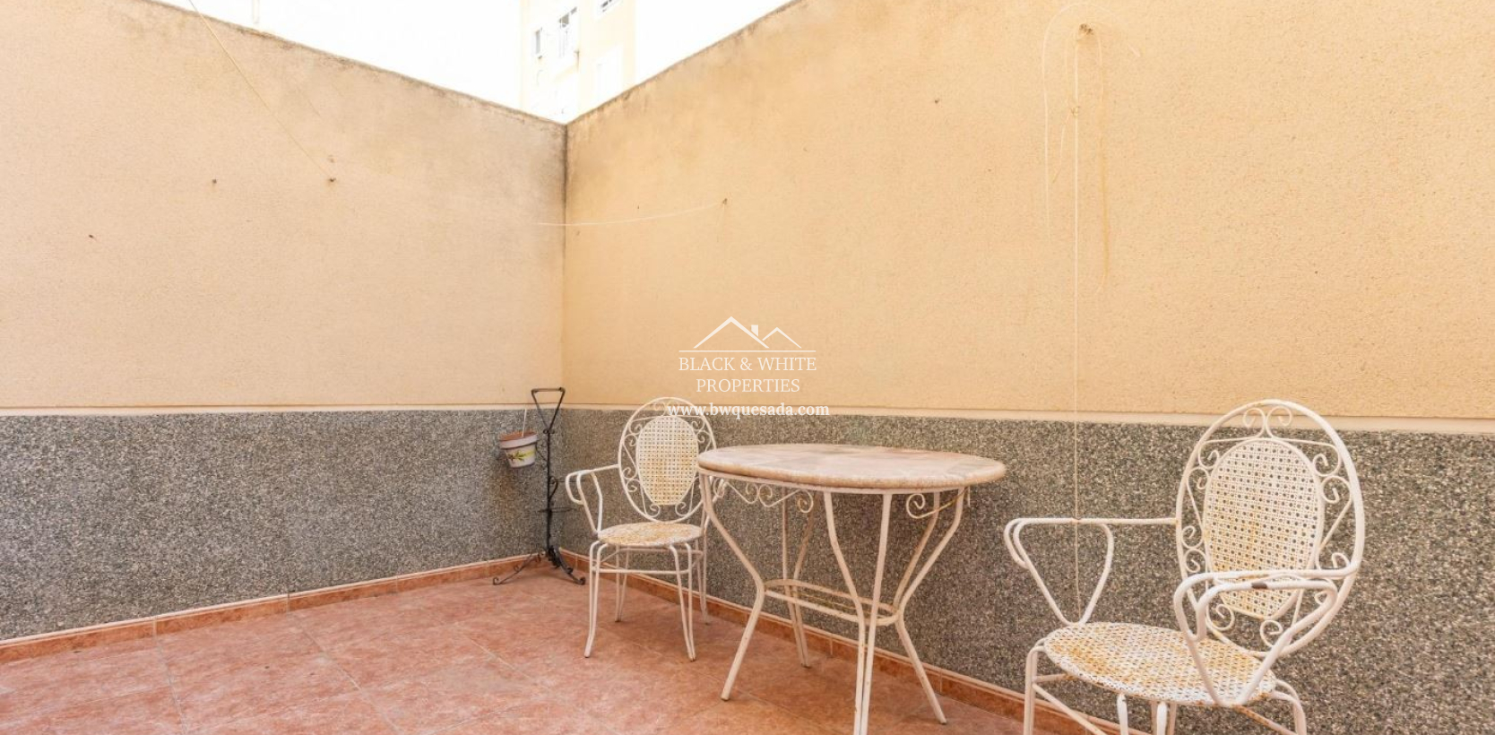 Resale - Niski poziom - Torrevieja