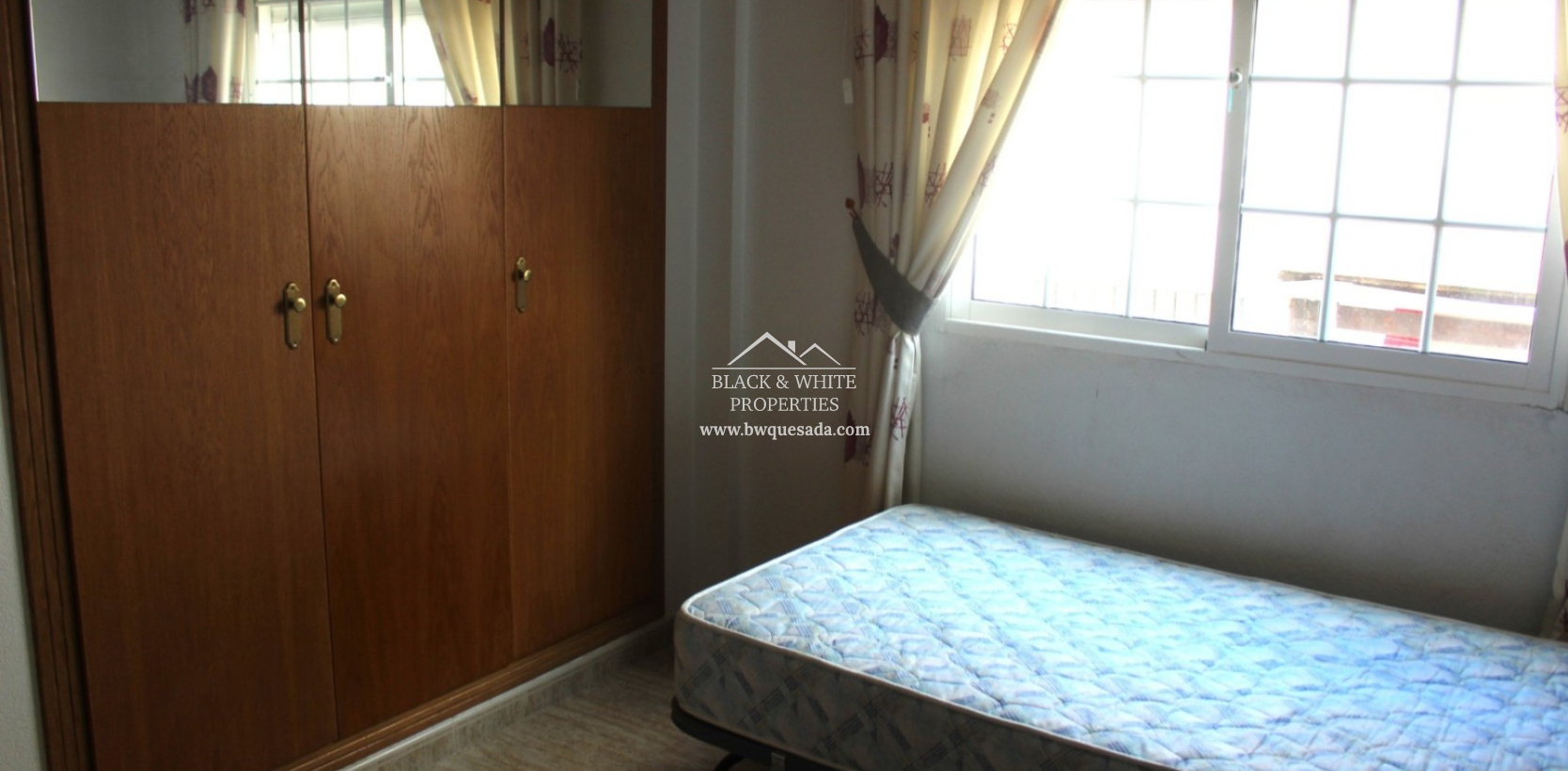 Resale - Pół - Kamienica  - Algorfa - Montemar