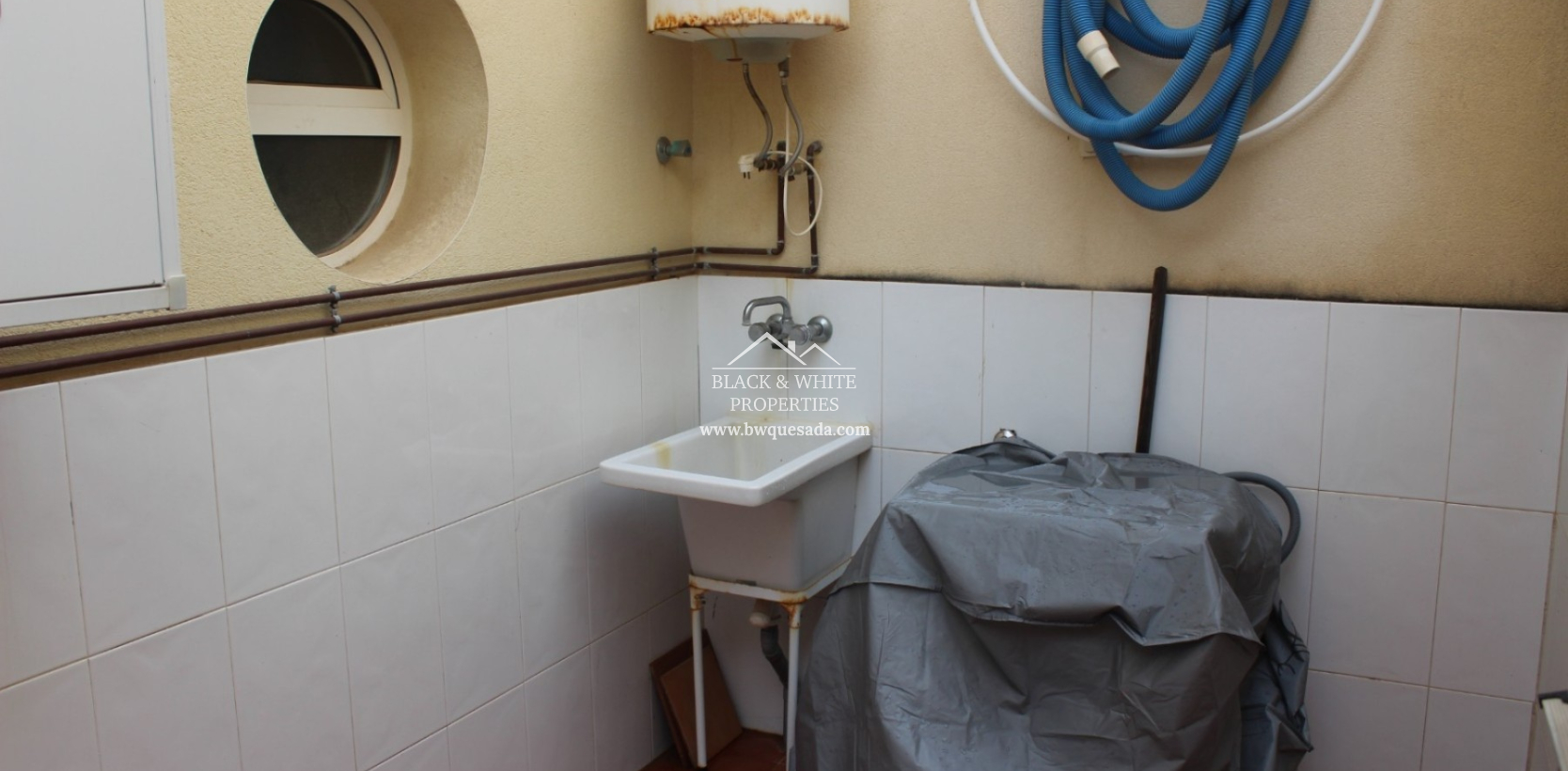 Resale - Pół - Kamienica  - Algorfa - Montemar