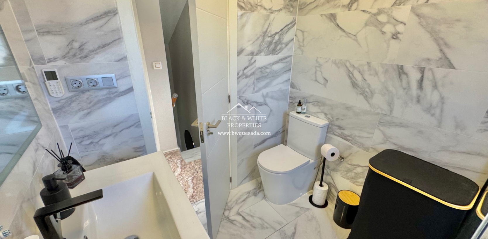 Resale - Pół - Kamienica  - Lo Crispin