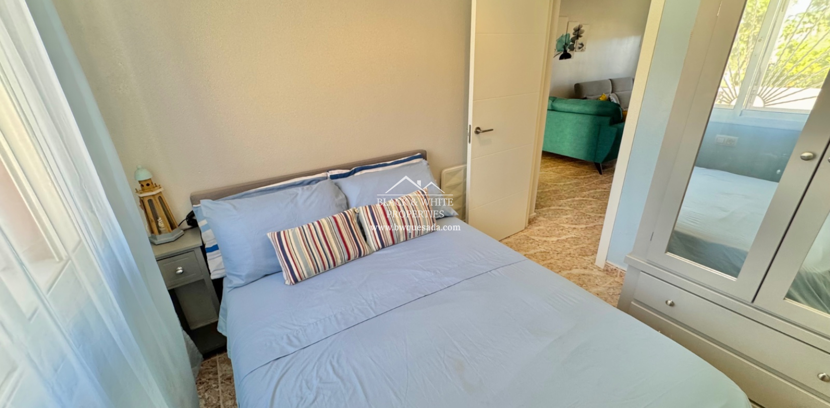 Resale - Pół - Kamienica  - Lo Crispin