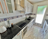 Resale - Pół - Kamienica  - Lo Crispin