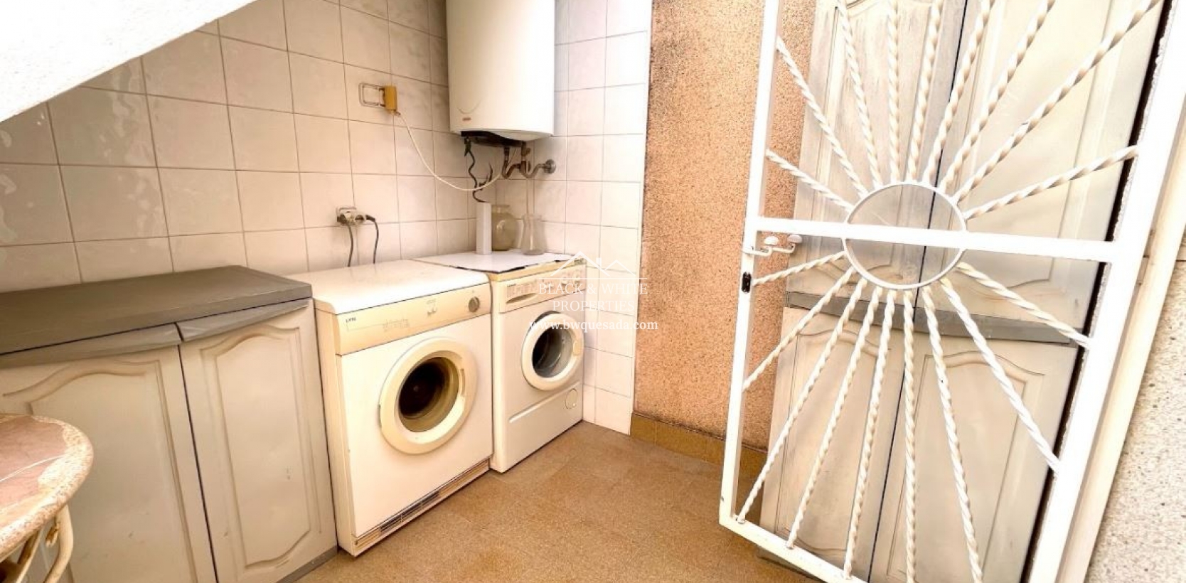 Resale - Semi - Detached Villa - Ciudad Quesada