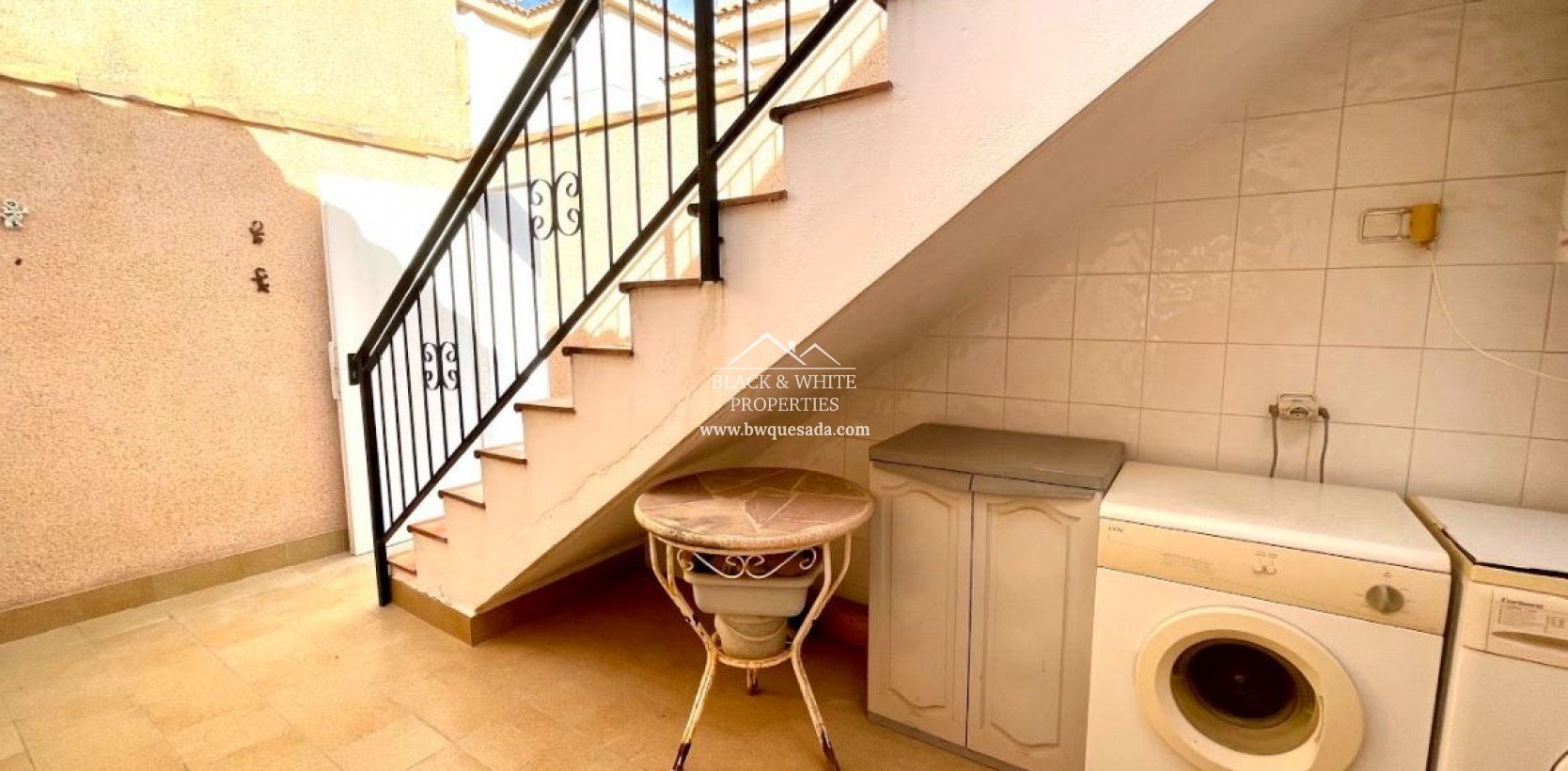 Resale - Semi - Detached Villa - Ciudad Quesada