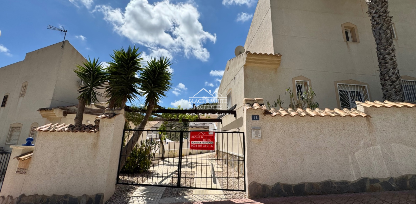 Resale - Semi - Detached Villa - Ciudad Quesada