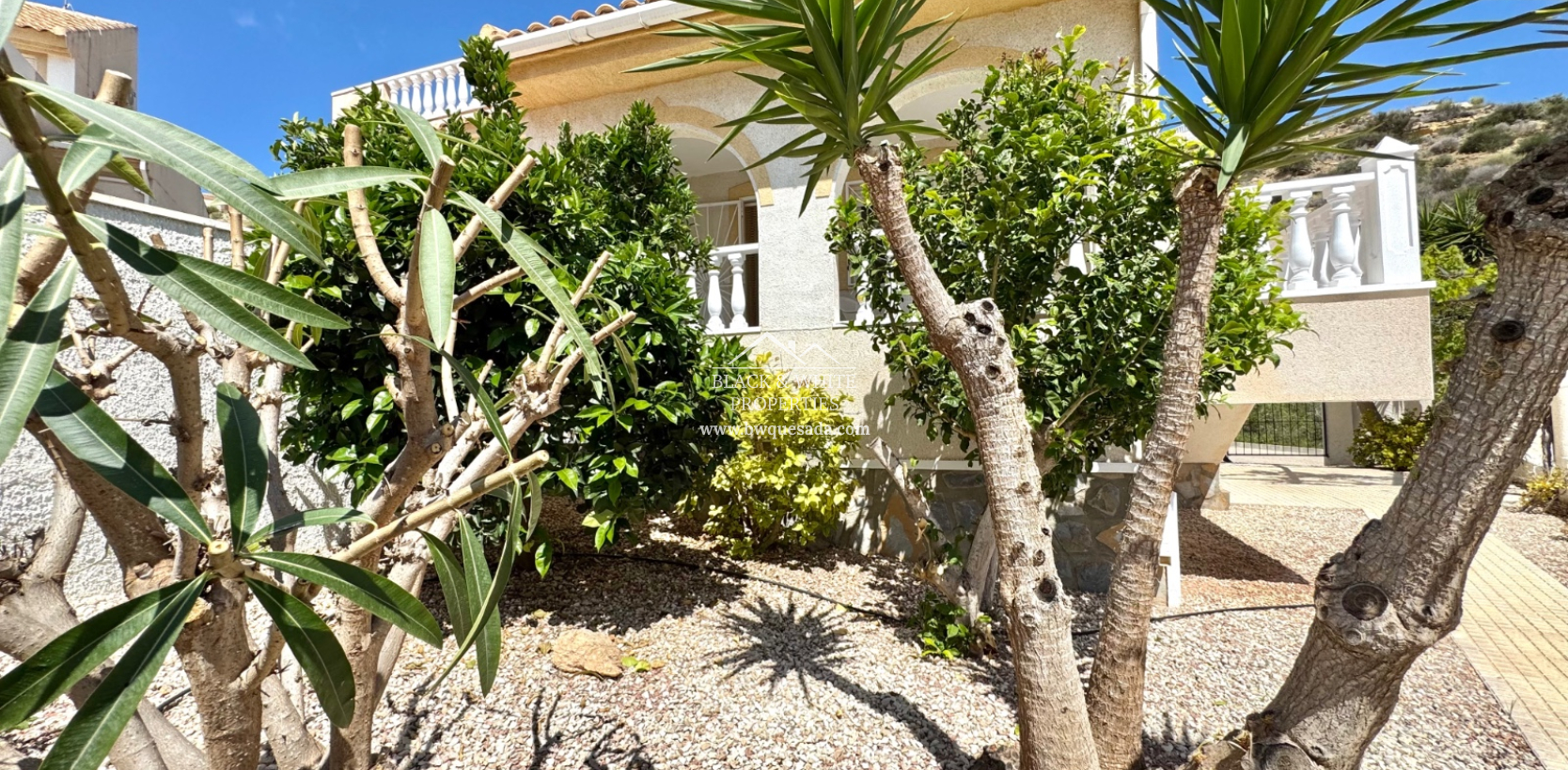 Resale - Semi - Detached Villa - Ciudad Quesada