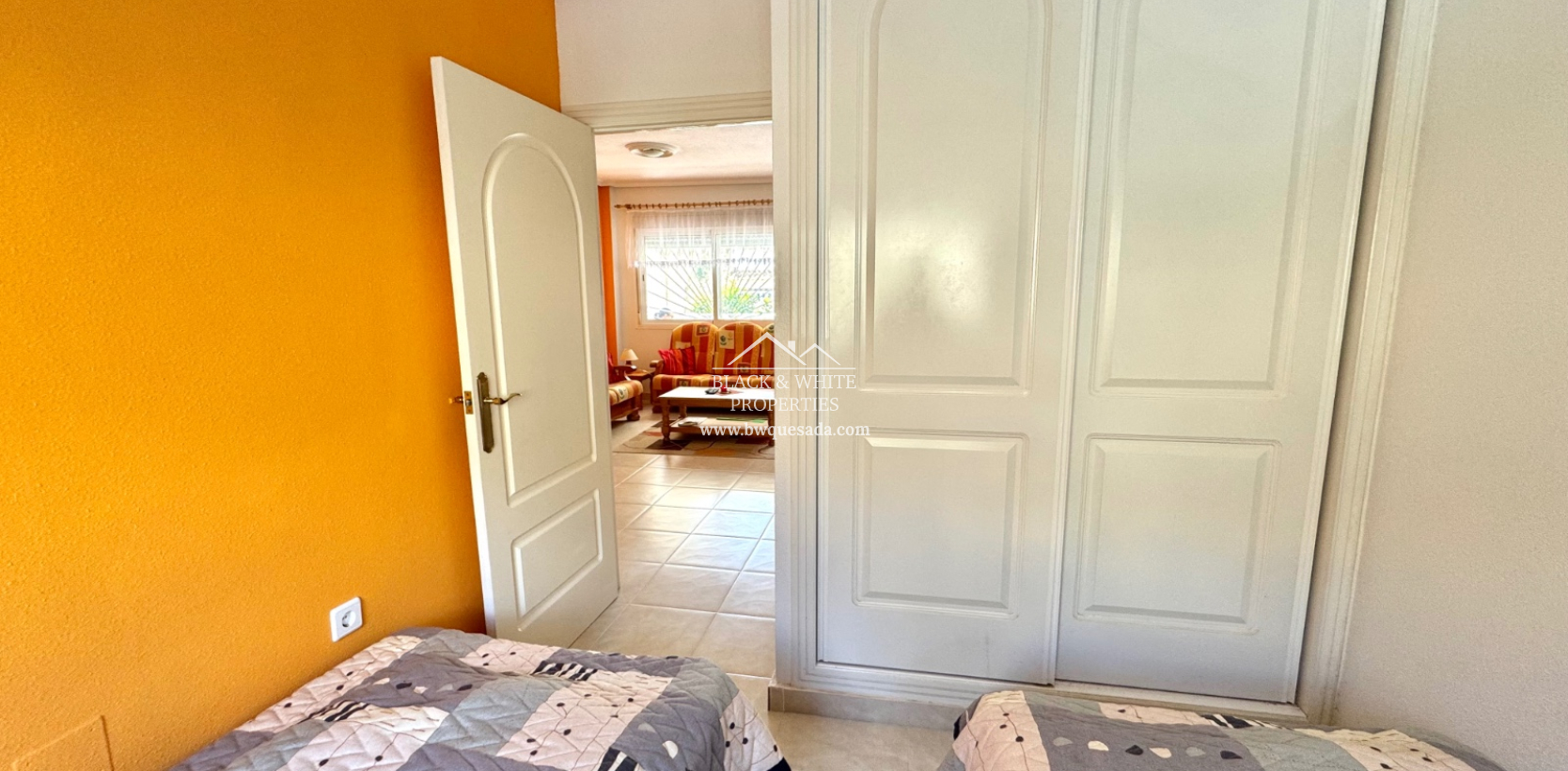 Resale - Semi - Detached Villa - Ciudad Quesada