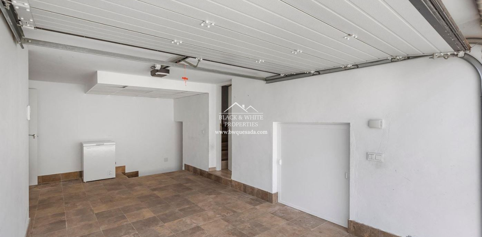 Resale - Semi - Detached Villa - Torrevieja - Aguas nuevas 1