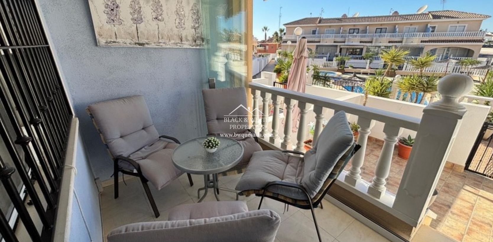 Resale - Townhouse - Ciudad Quesada