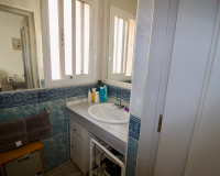 Resale - Townhouse - Lo Crispin