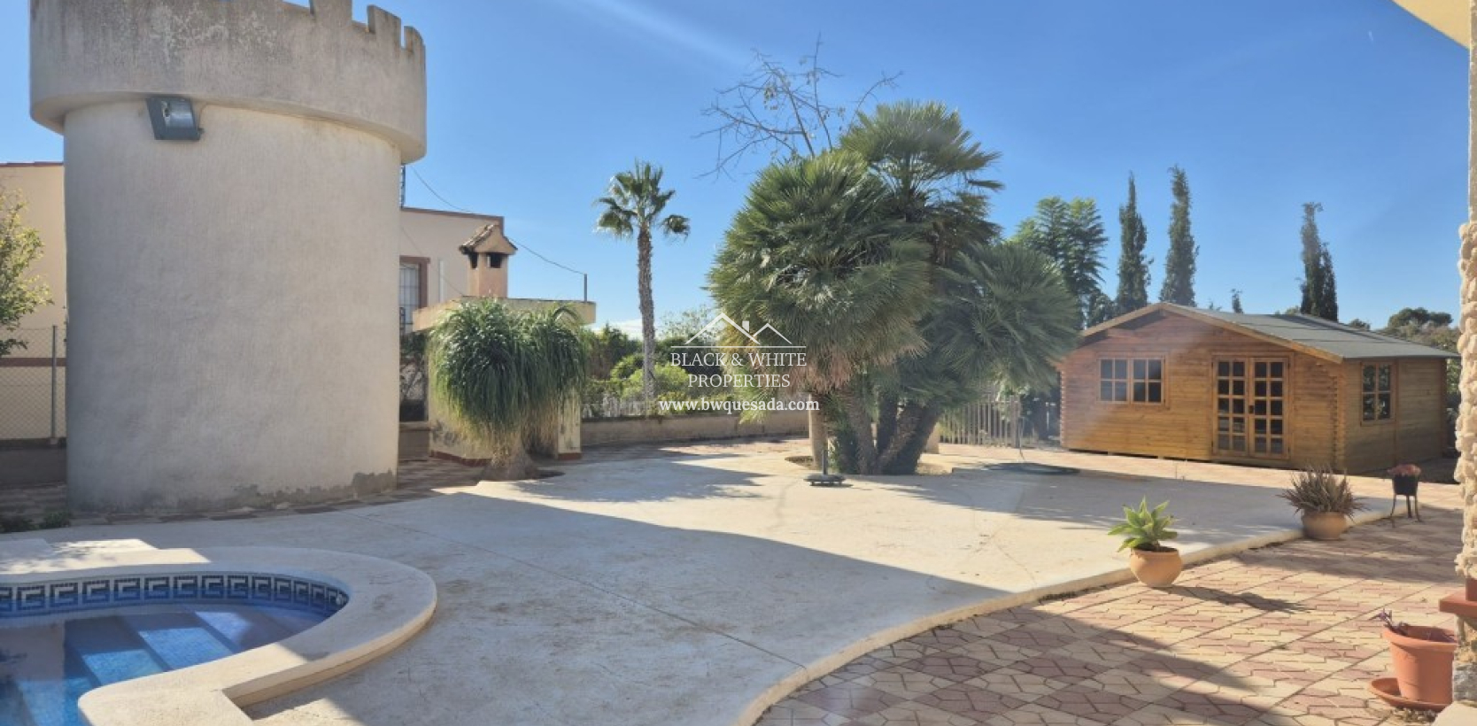 Resale - Villa - Albatera