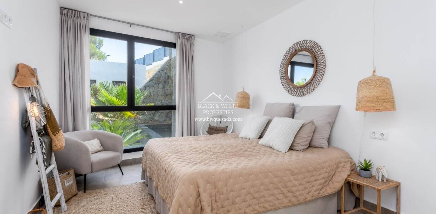 Resale - Villa - Altea