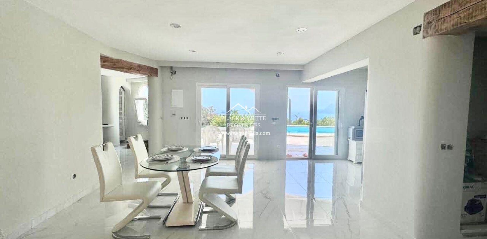Resale - Villa - Altea
