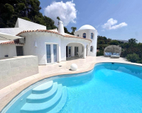 Resale - Villa - Altea