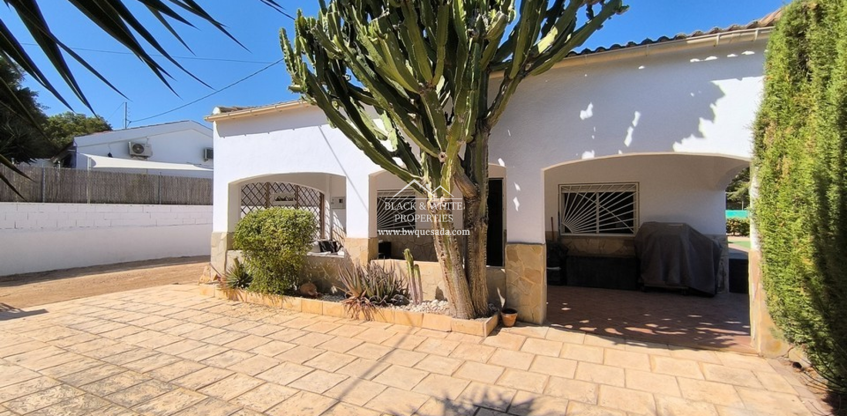 Resale - Villa - Benijofar