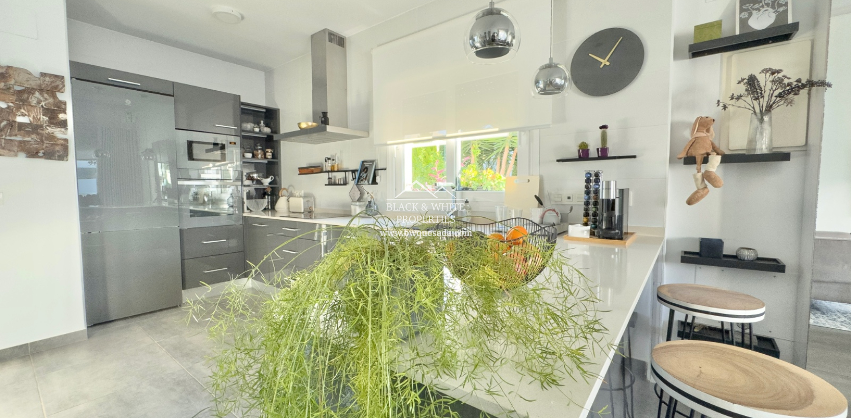 Resale - Villa - Benijofar