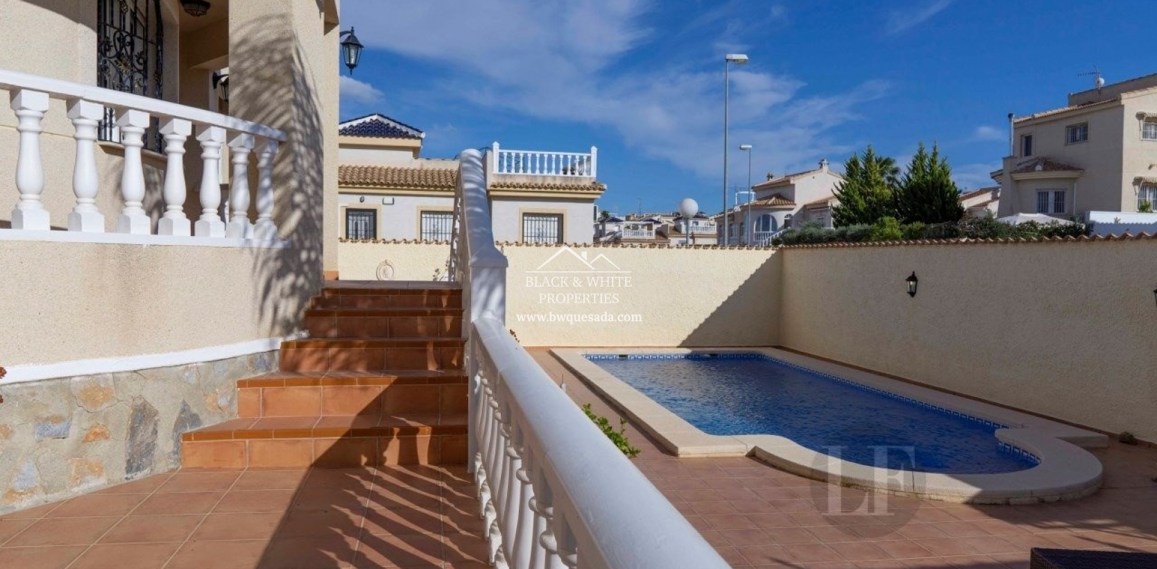 Resale - Villa - Benijofar