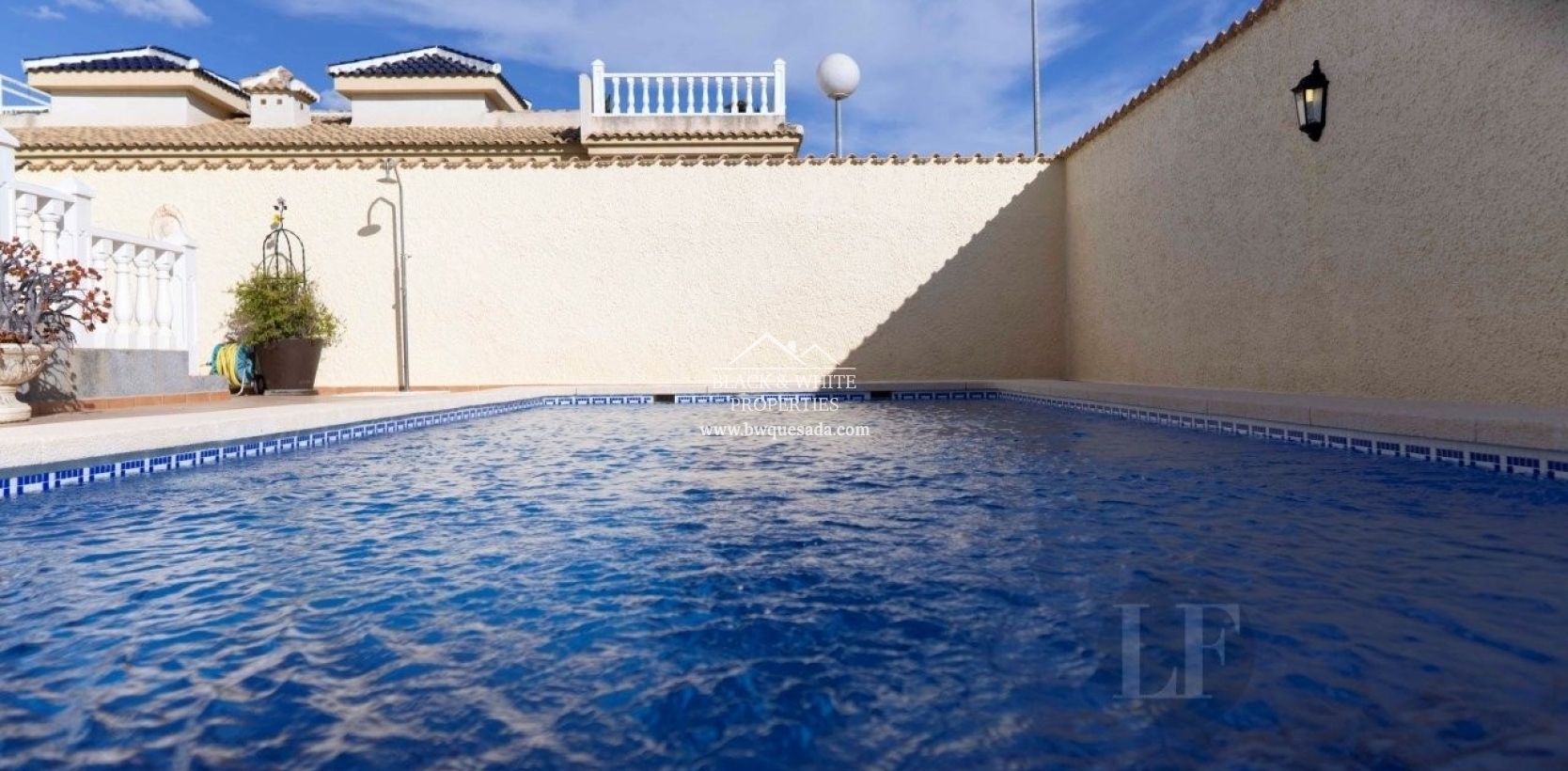 Resale - Villa - Benijofar