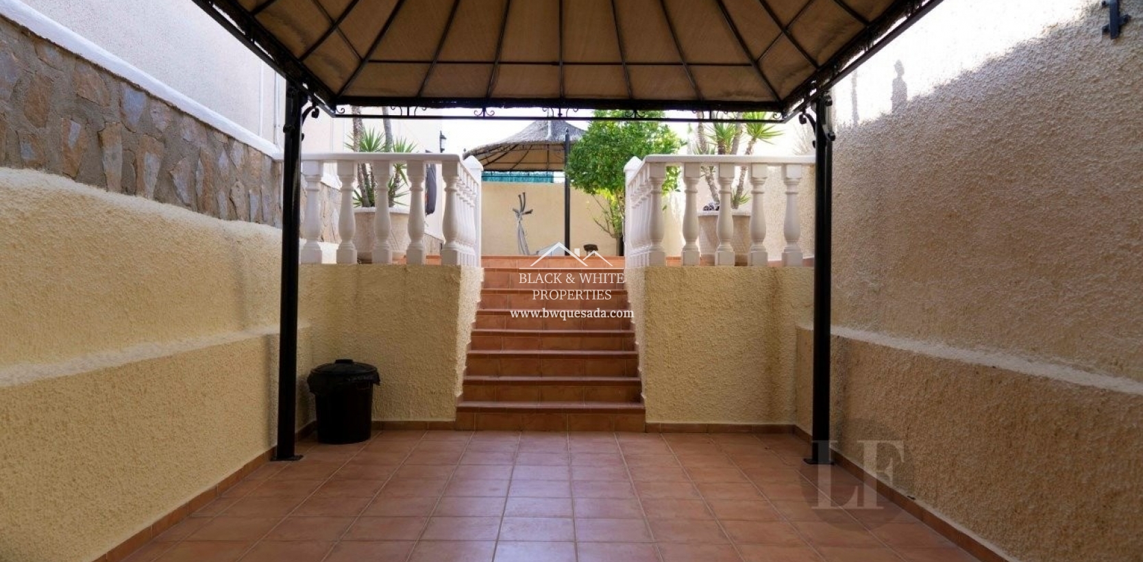 Resale - Villa - Benijofar