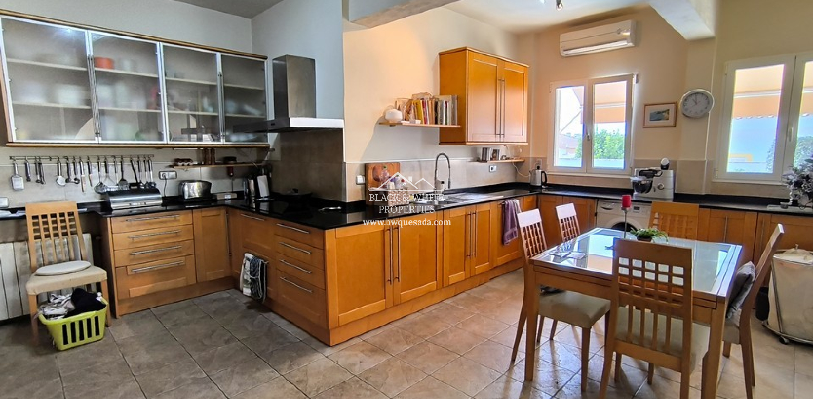 Resale - Villa - Ciudad Quesada - Pueblo Bravo