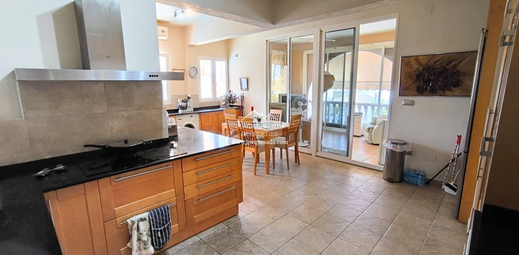 Resale - Villa - Ciudad Quesada - Pueblo Bravo