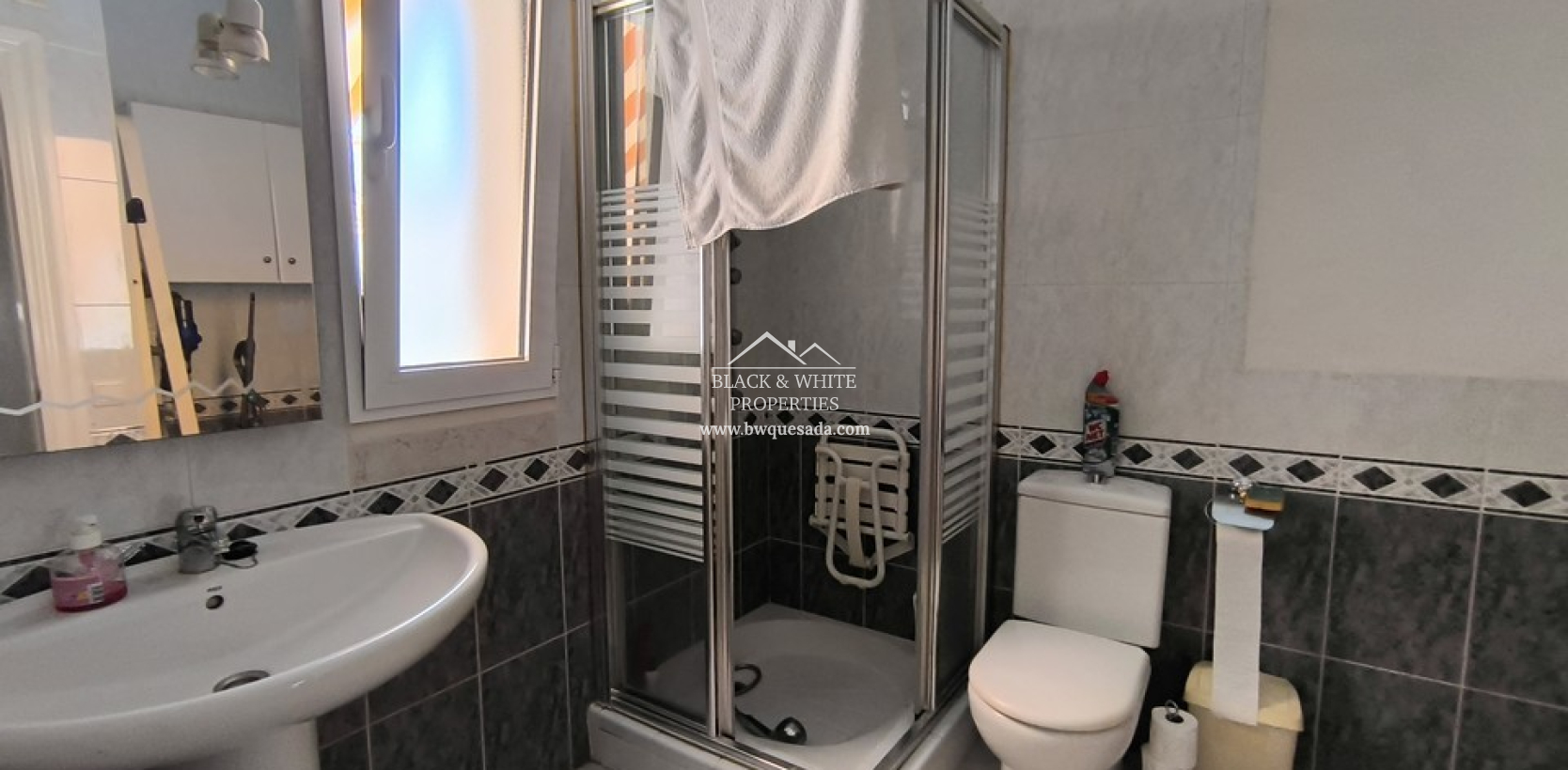 Resale - Villa - Ciudad Quesada - Pueblo Bravo