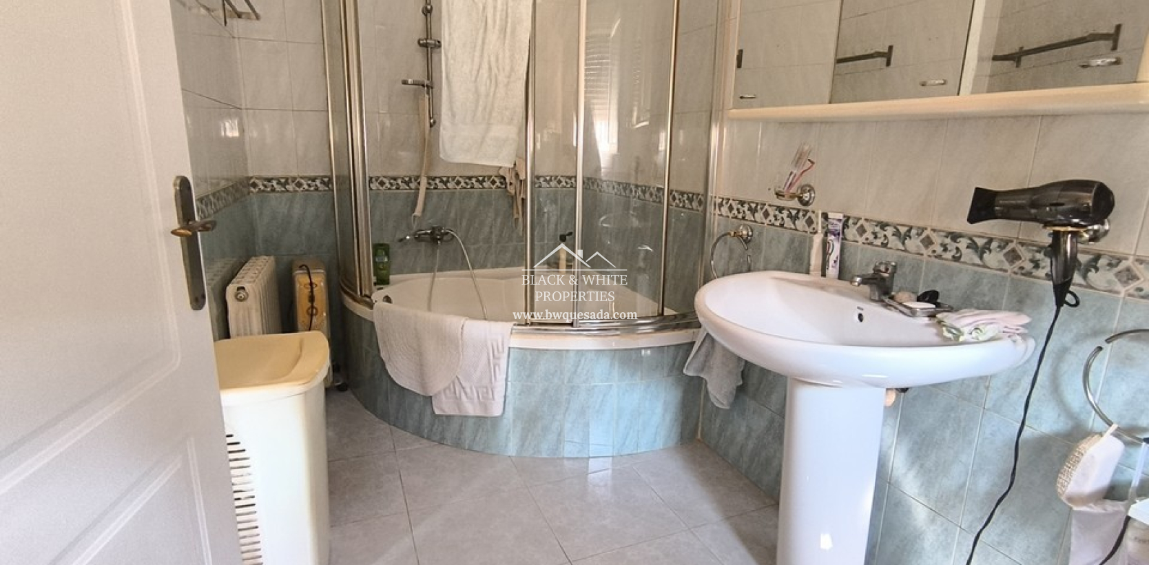 Resale - Villa - Ciudad Quesada - Pueblo Bravo