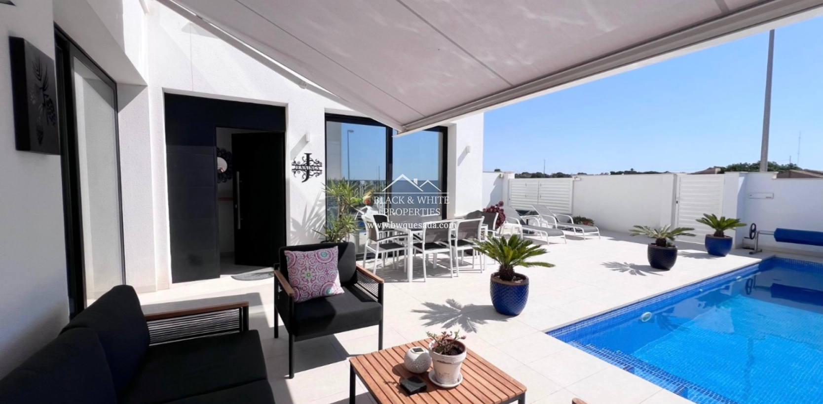 Resale - Villa - Ciudad Quesada - Pueblo Bravo