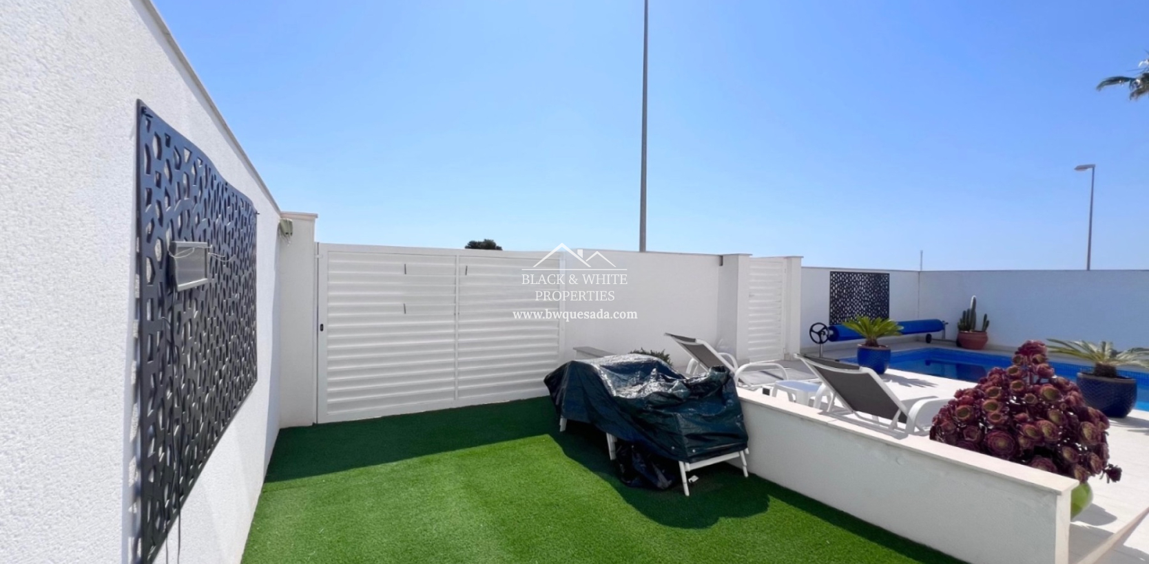 Resale - Villa - Ciudad Quesada - Pueblo Bravo